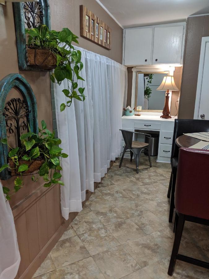 Come Friday Cottages Bacliff Exterior photo