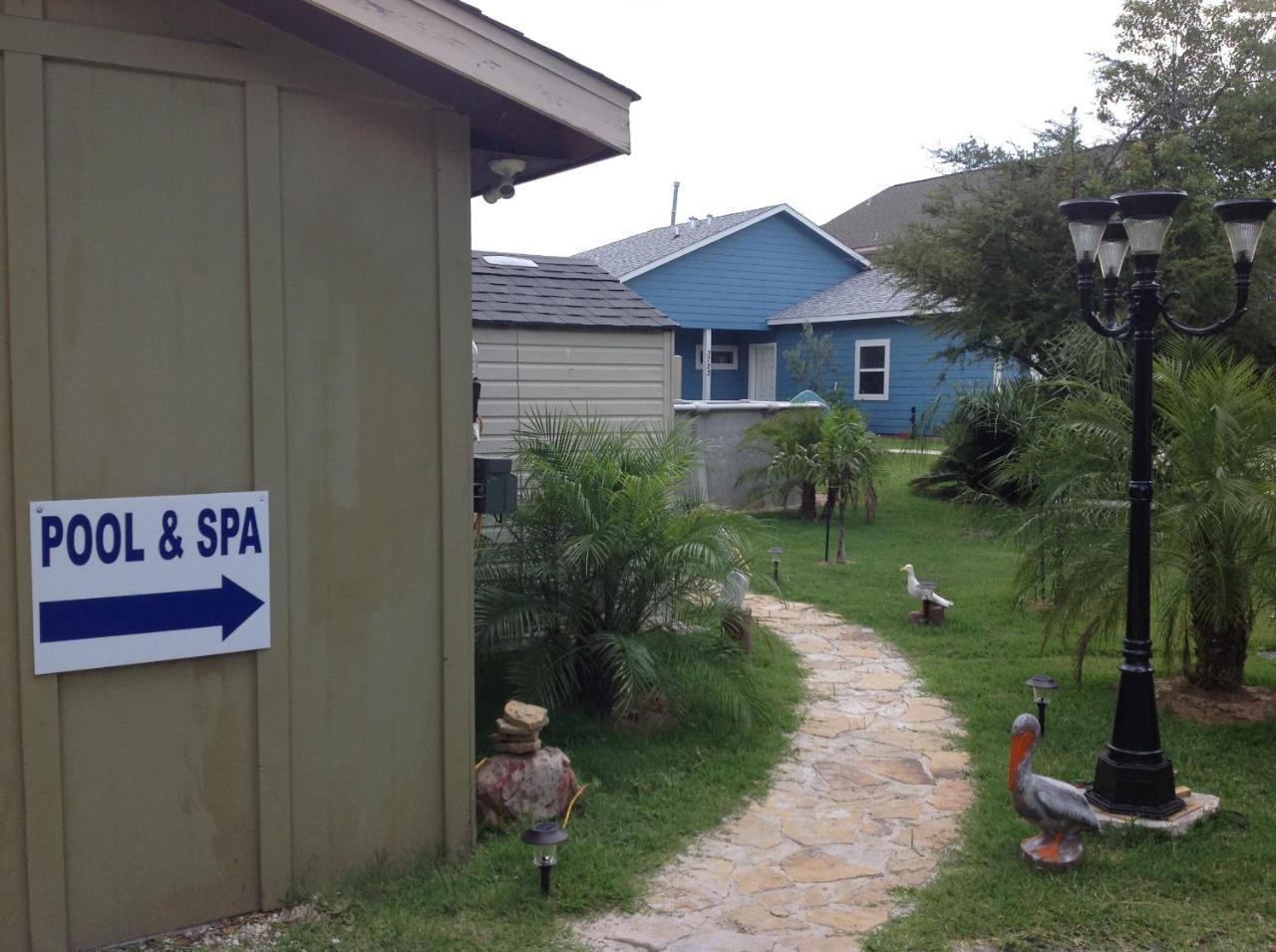 Come Friday Cottages Bacliff Exterior photo